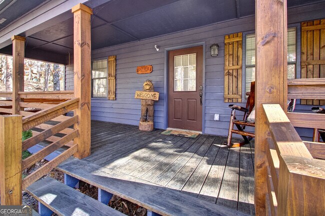 Foto del edificio - 251 N Pine Rd