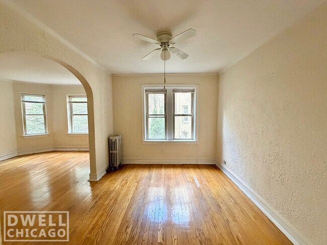 Foto del edificio - 1430 W Farwell Ave