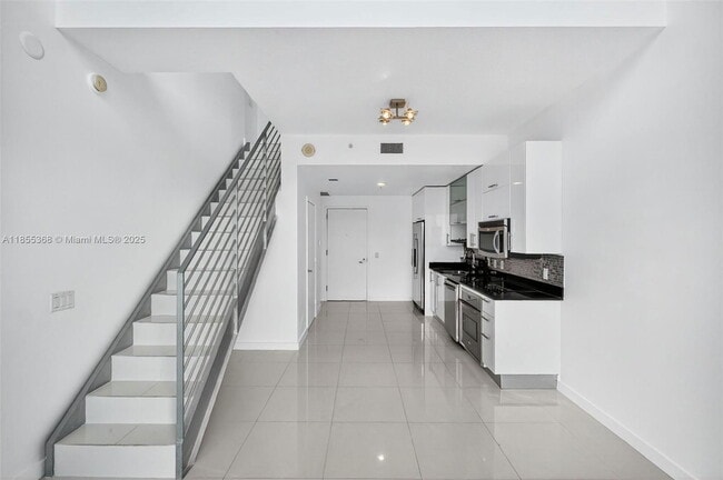 Foto del edificio - 60 SW 13th St