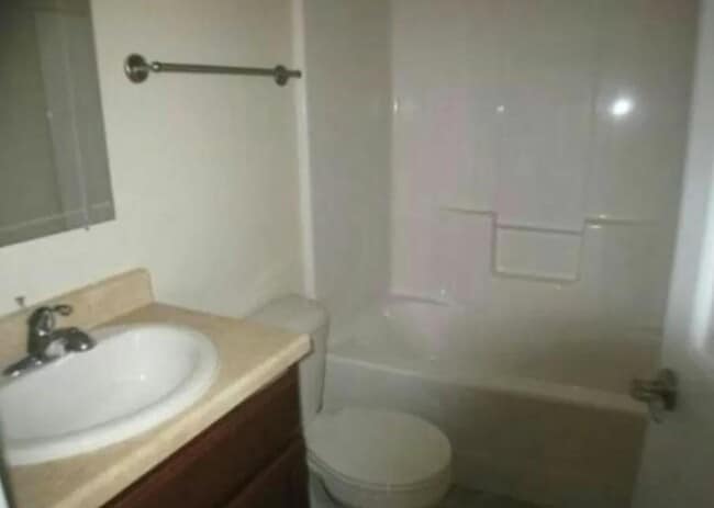 Building Photo - 115 Montalto Dr