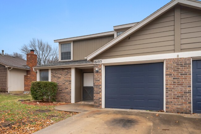 Building Photo - "Charming 3-Bed Duplex in Olathe - Coming ...