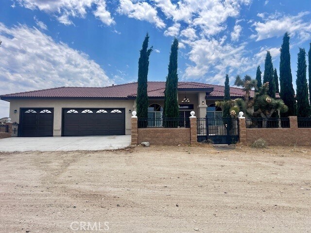 Foto principal - 929 Rancho Rd