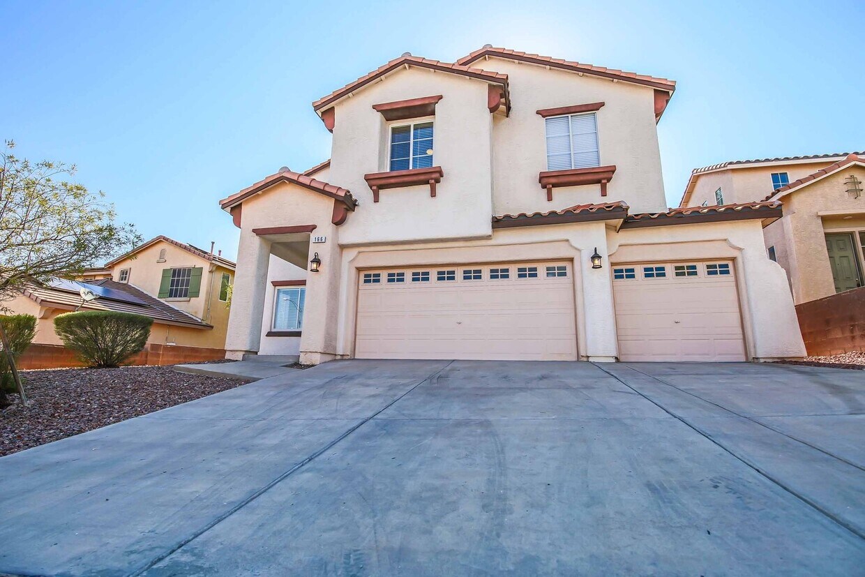 Primary Photo - IMMACULATE 5 BEDROOM HOME!