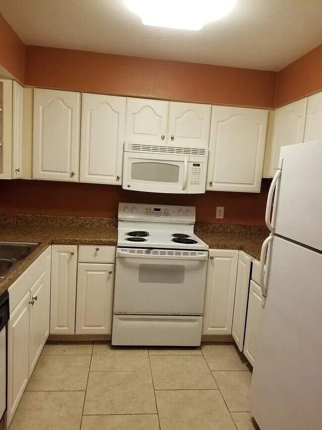 114 Jefferson Ave Unit 114, Slidell, LA 70460 Condo for Rent in