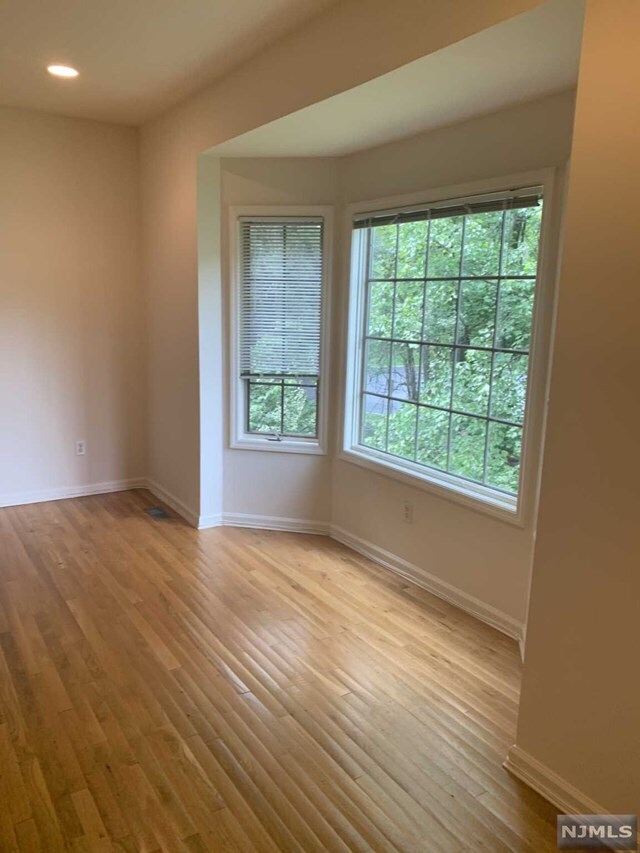 Building Photo - 616 Linderman Ln