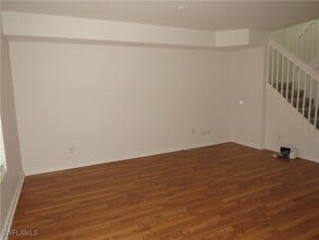 Building Photo - 6198 Towncenter Cir