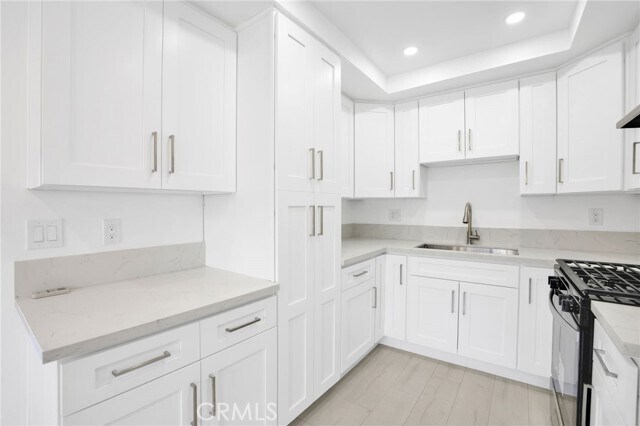 Building Photo - 7750 Laurel Canyon Blvd