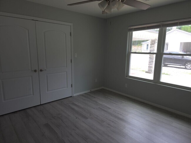 Foto del edificio - 232 White Eagle Trail