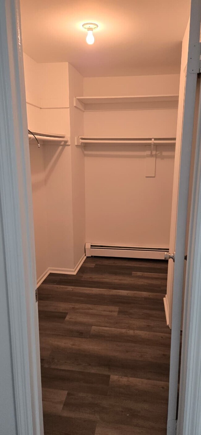 Building Photo - 5 Union St