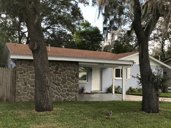 Photo - 10926 N 29th St House