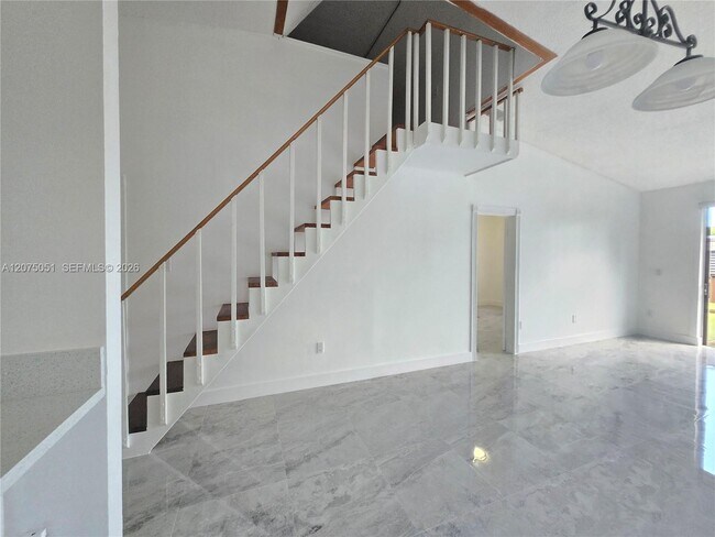 Foto del edificio - 6746 NW 188th Terrace