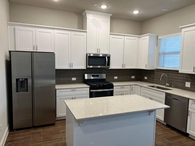 Foto del edificio - 3121 Galveston St