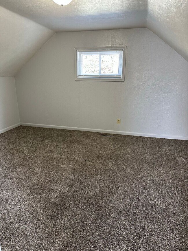 Foto del edificio - 712 S 10th St