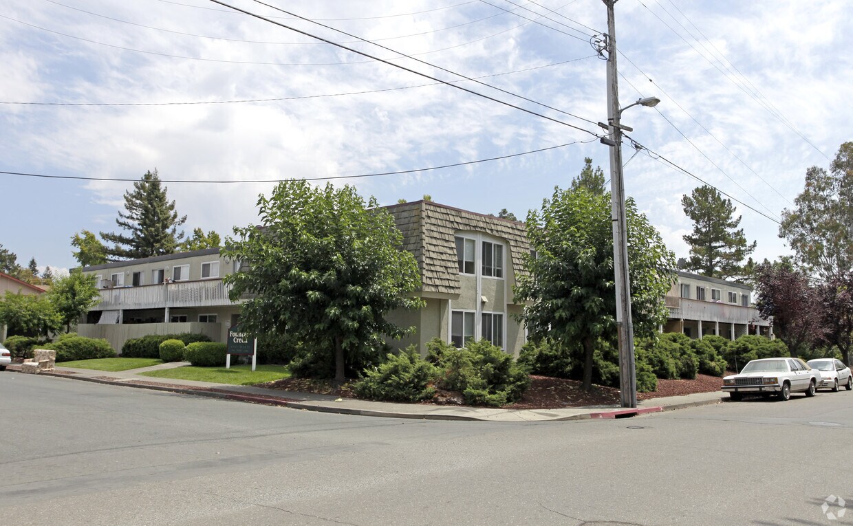 Primary Photo - Fountain Creek Apartments