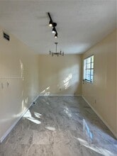 Building Photo - 290 NE 154th St