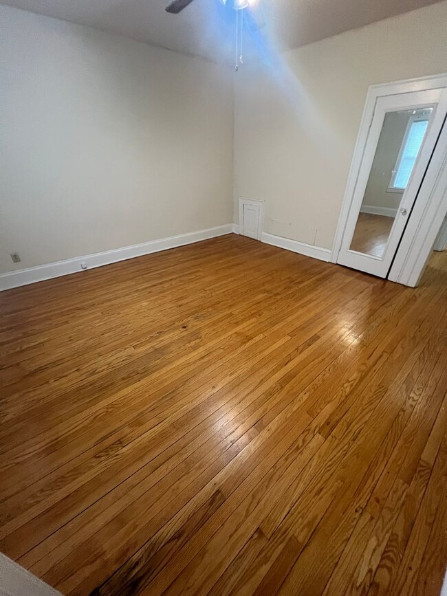 Building Photo - 12497 Cedar Rd