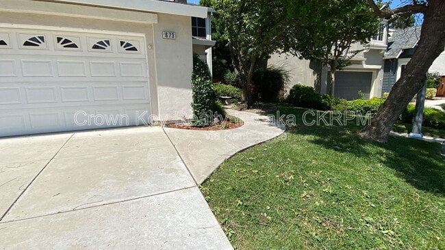 Building Photo - 673 Nacomis Ct