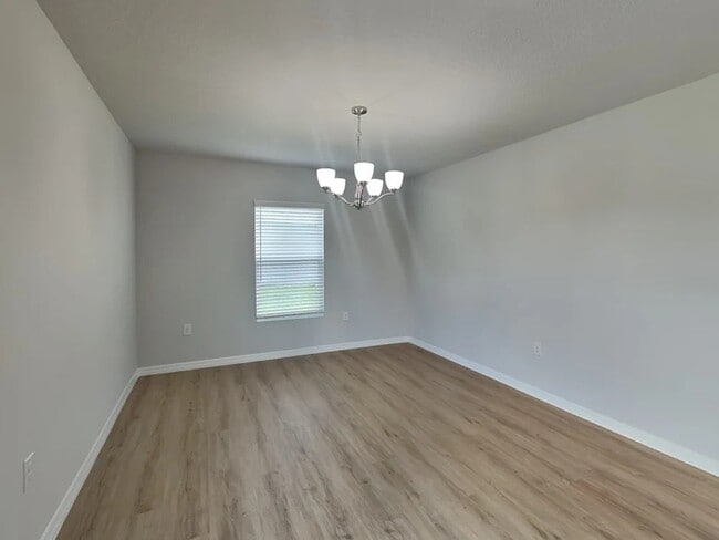 Foto del edificio - 1237 Vandalia Ave SE