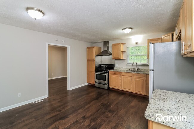 Building Photo - 3186 Pilgrims Drive, Douglasville, GA 30135