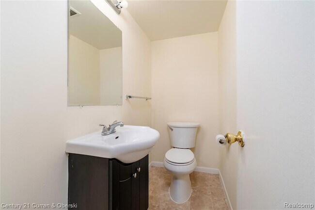 Foto del edificio - 44543 Savery Dr