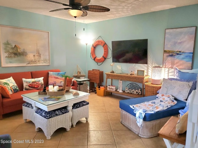 Foto del edificio - 8751 Live Oak Ct