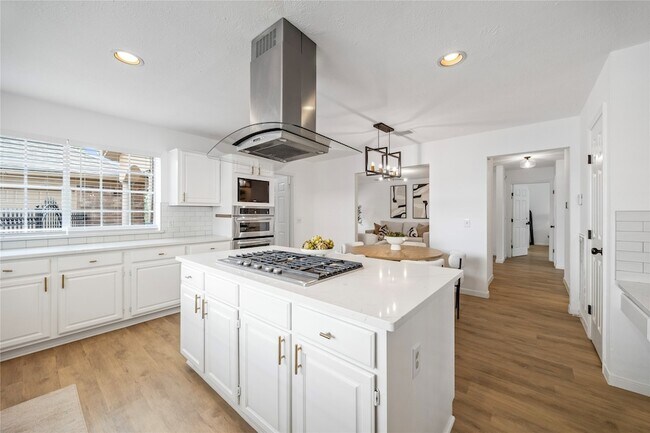Foto del edificio - 10310 Minturn Ln