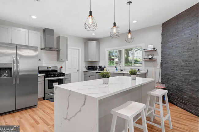 Foto del edificio - 486 Arthur St SW