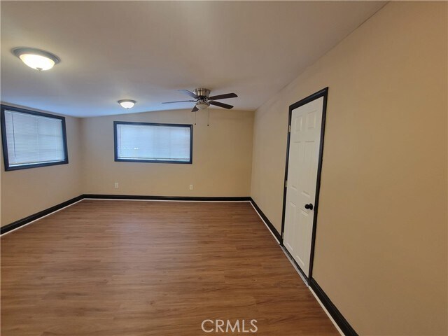 Foto del edificio - 1611 W Spring St