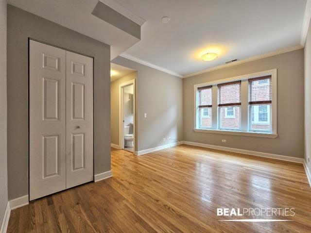 Building Photo - 1 bedroom in CHICAGO IL 60657