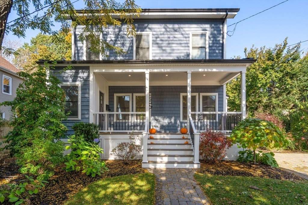 Primary Photo - 37 Champa St
