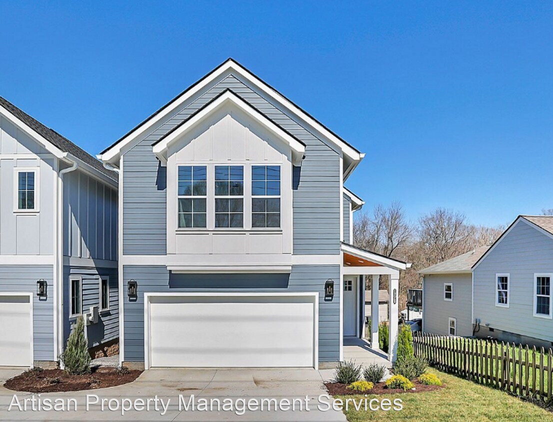 Primary Photo - 3 br, 2.5 bath House - 1906 B Hutton Dr.