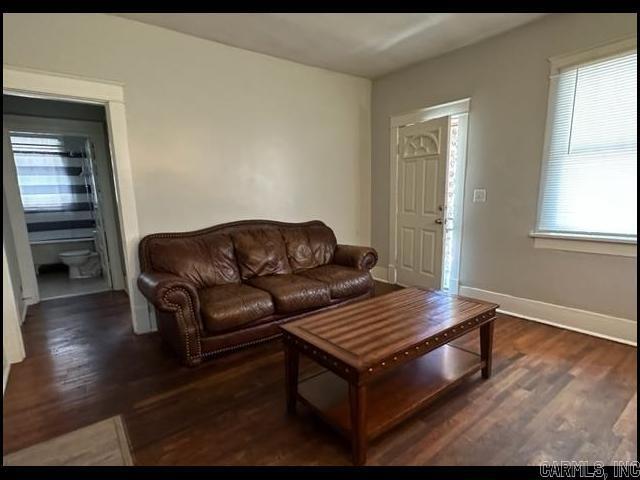 Foto del edificio - 2815 W Capitol Ave