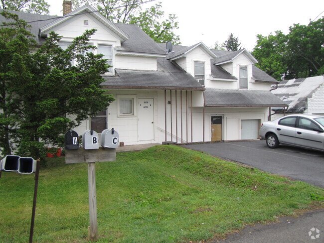 Building Photo - 1670 W College Ave