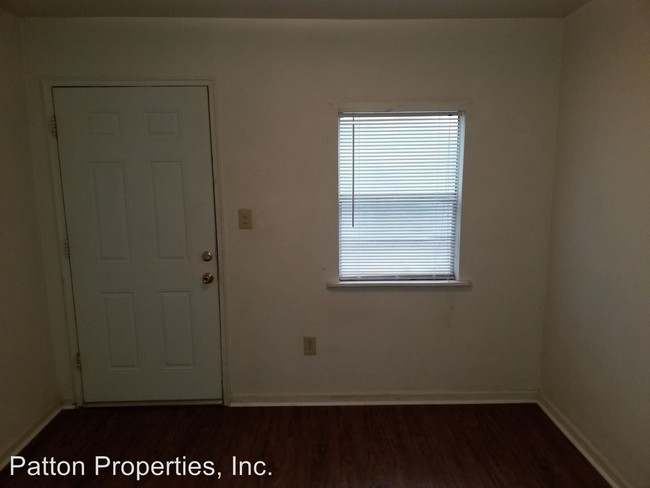 Building Photo - 1239 N Millwood Ave