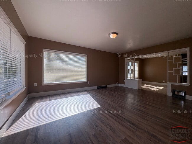 Foto del edificio - 1153 Idaho Ave