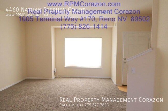 Building Photo - Terrific Townhouse in North Reno!