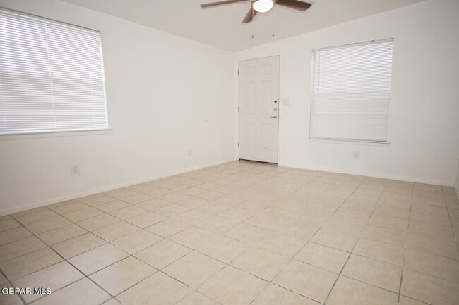 Building Photo - 11430 Sundrop Ct