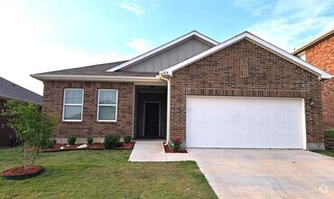 Building Photo - 808 Peach Tree Ln