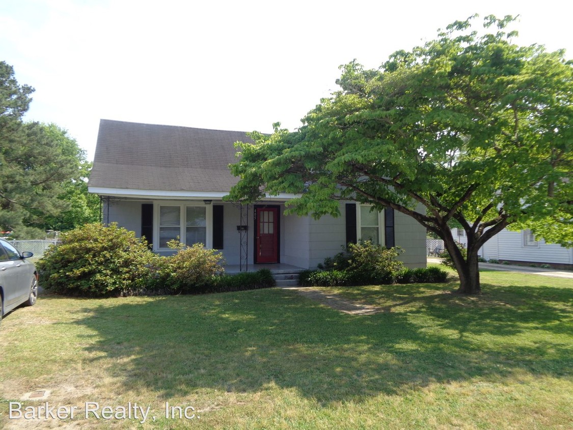 Foto principal - 2 br, 1 bath House - 405 W. I Street