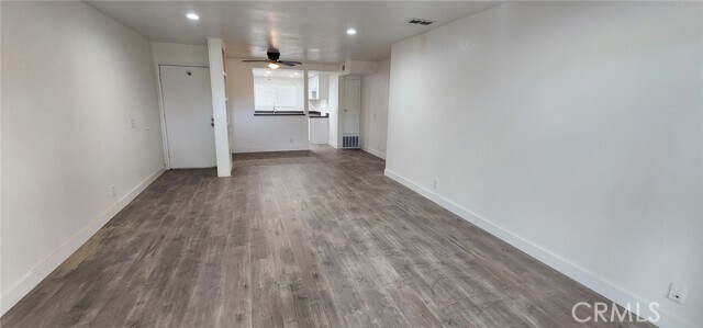 Foto del edificio - 601 W 1st St