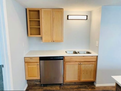 Building Photo - 21255 E Nassau Ave