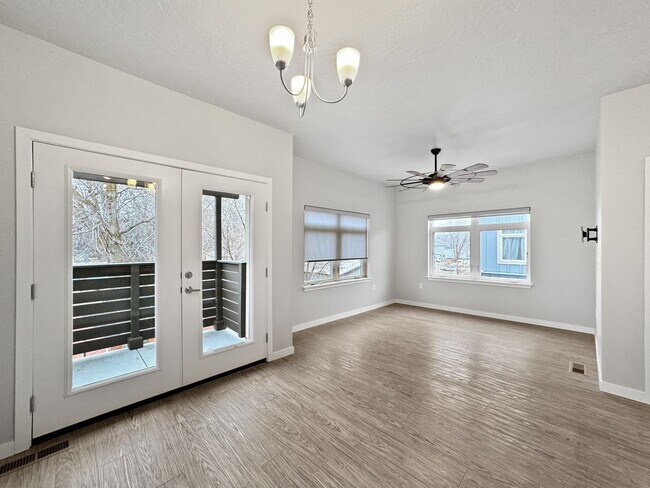 Foto del edificio - 4265 N Reed Ln