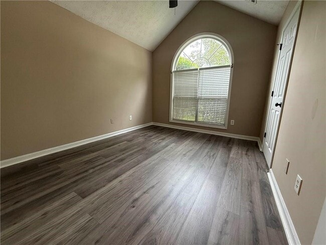 Building Photo - 3490 Ennfield Ln