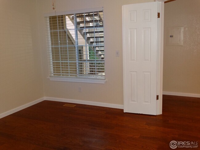 Foto del edificio - 4879 White Rock Cir
