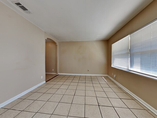 Building Photo - ASK ABOUT OUR MOVE IN SPECIAL:   Wonderful...