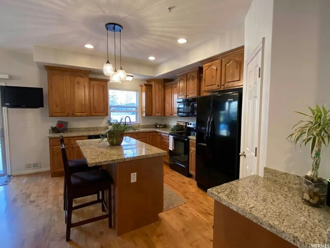 Building Photo - 4587 Red Sage Ct
