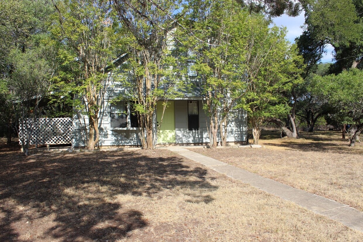 107 Blue Oak Ln, Wimberley, TX 78676 House Rental in Wimberley, TX