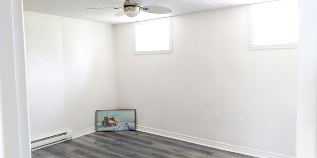 Building Photo - 240 Rue Jogues