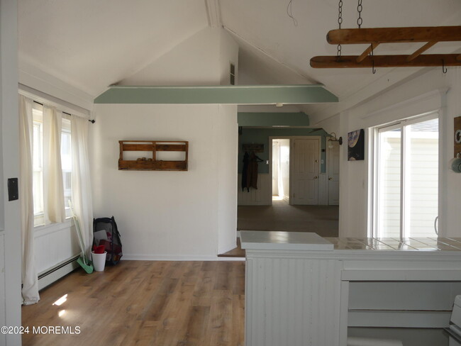 Building Photo - 406 Ocean Park Ave