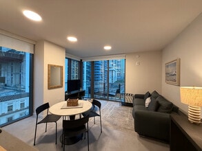 Building Photo - 121 NE 5th St